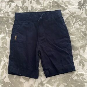 Maia brand boys shorts size 2-3 years old
